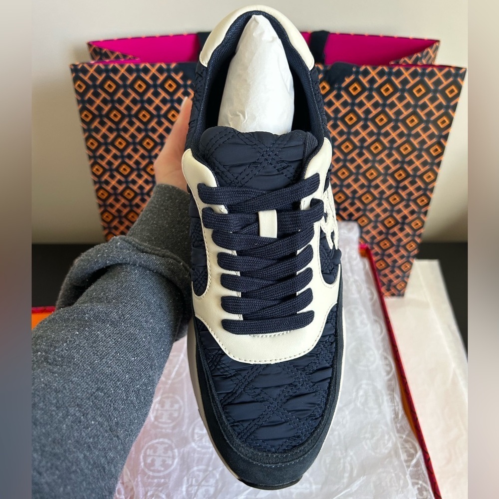Tory Burch Kick Trainer Sneakers Size 9 Satin Tory Navy white Blue - Picture 4 of 10